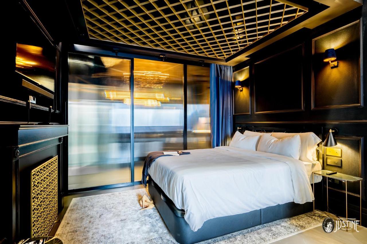 Suite Shibari By Justine Apartments Sobria Elegante Y Pecaminosa Apartamento Turistico En Madrid Rio Exterior photo
