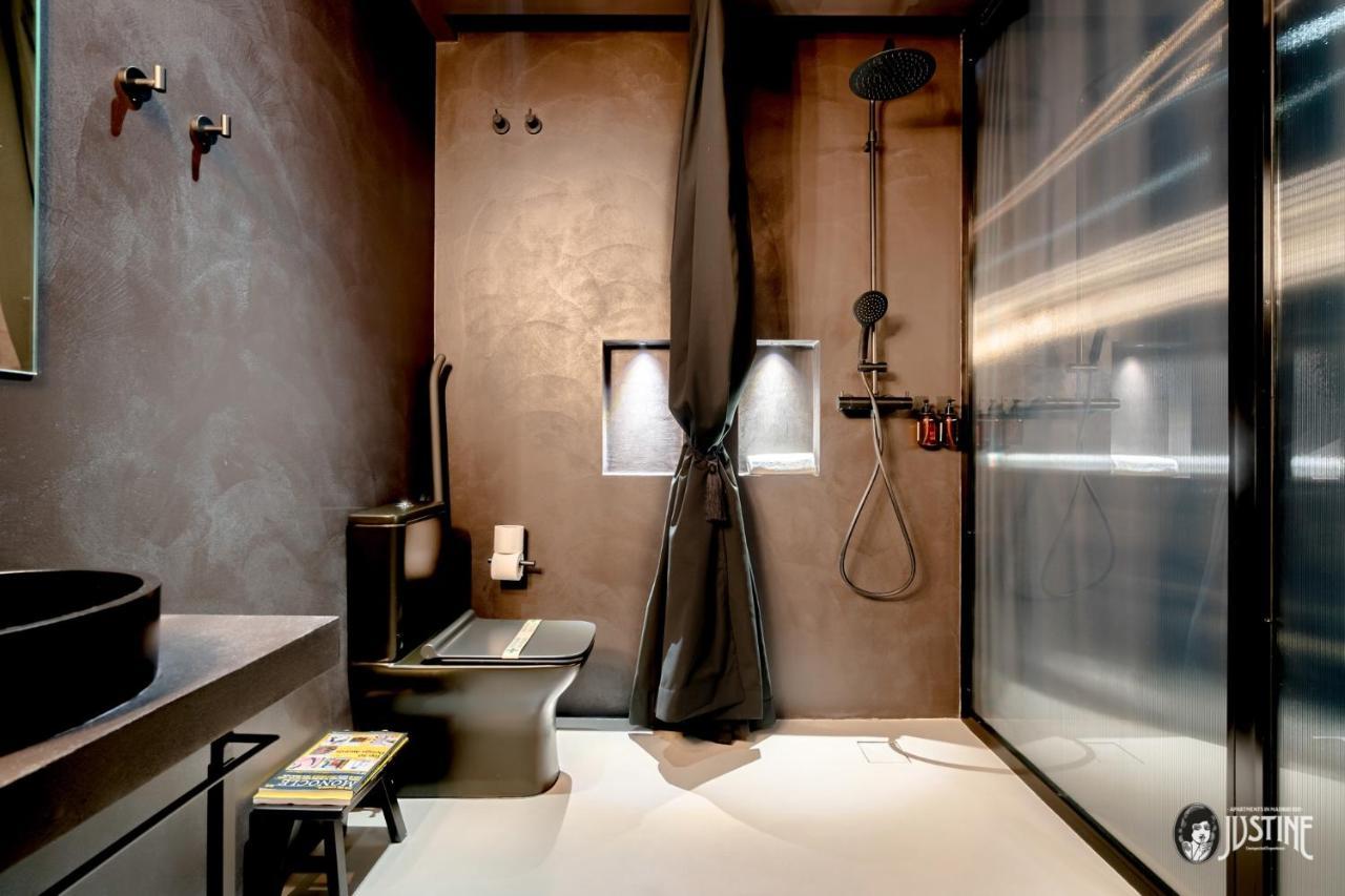 Suite Shibari By Justine Apartments Sobria Elegante Y Pecaminosa Apartamento Turistico En Madrid Rio Exterior photo